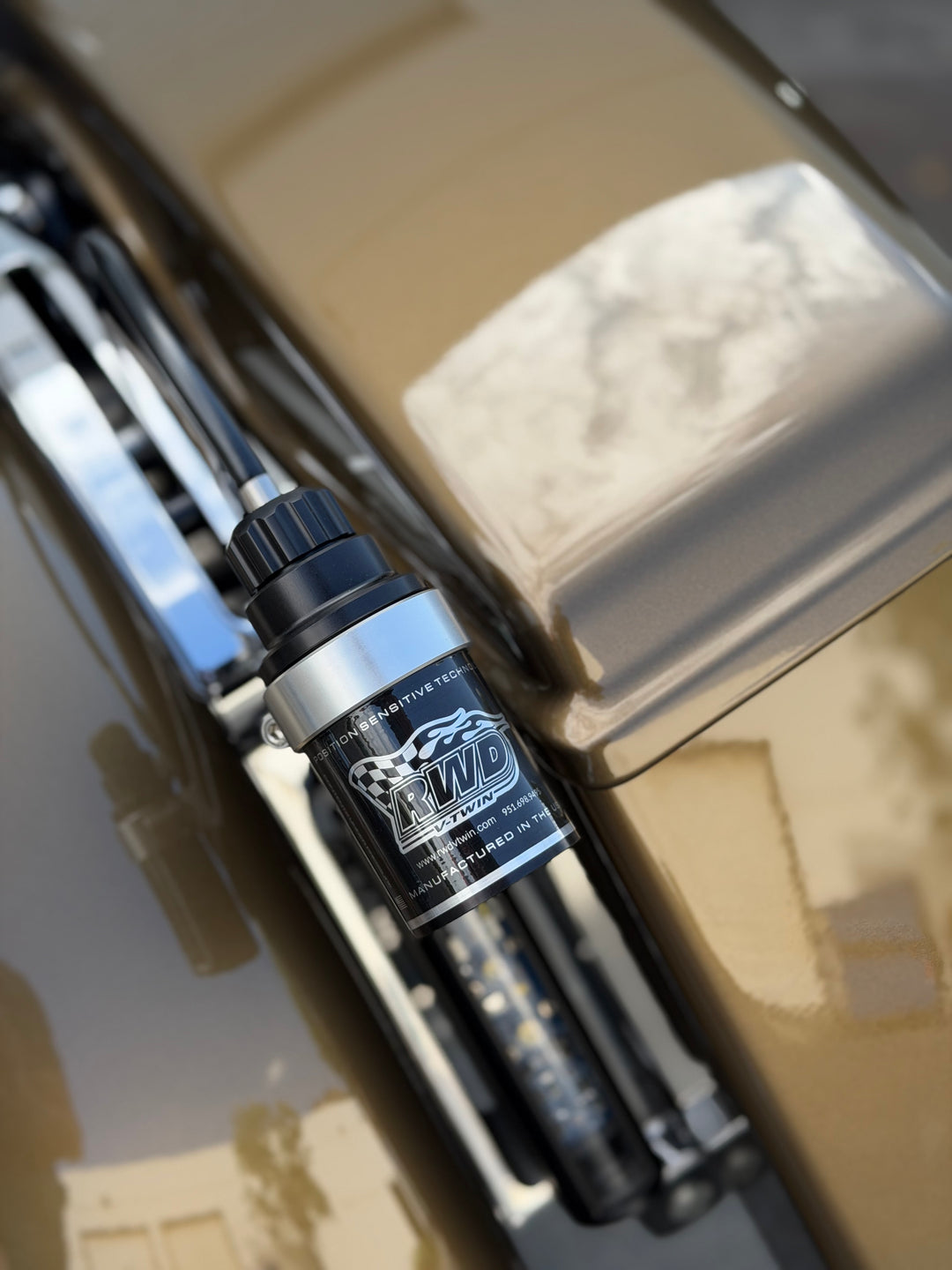 RS-2 Shock Sticker